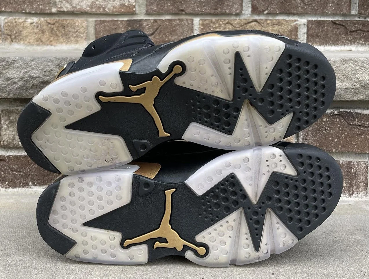 Air Jordan 6 Retro DMP Black / Metallic Gold Black (Size 8) 